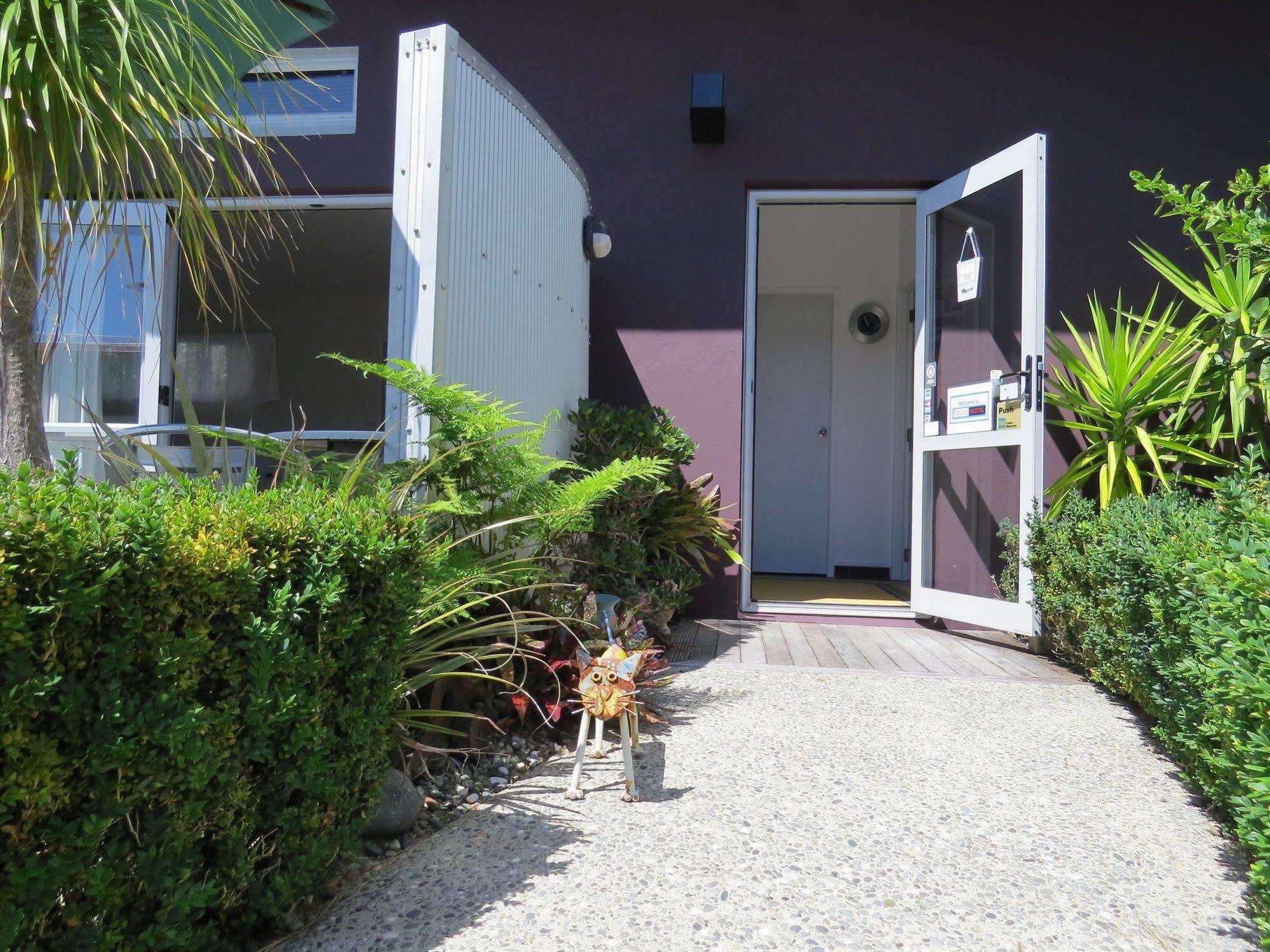 Pipinui Motel Whangamata Exterior photo